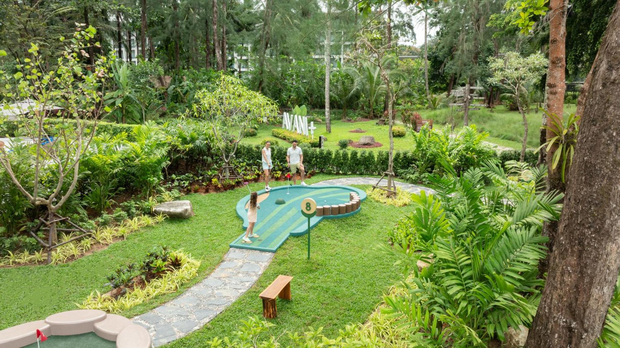 Avani Plus Khao Lak Resort Exterior photo